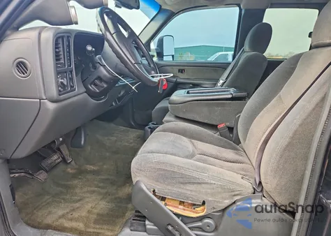 2003 Chevrolet Silverado K1500 z USA, uszkodzony, nr VIN 1GCEK19T43E240209